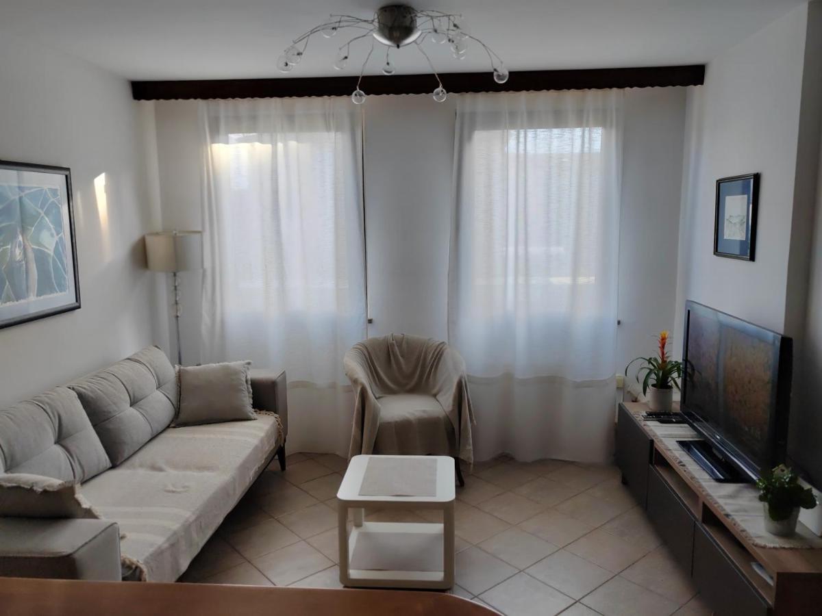 App Mirjana Lägenhet Novigrad Istria Exteriör bild
