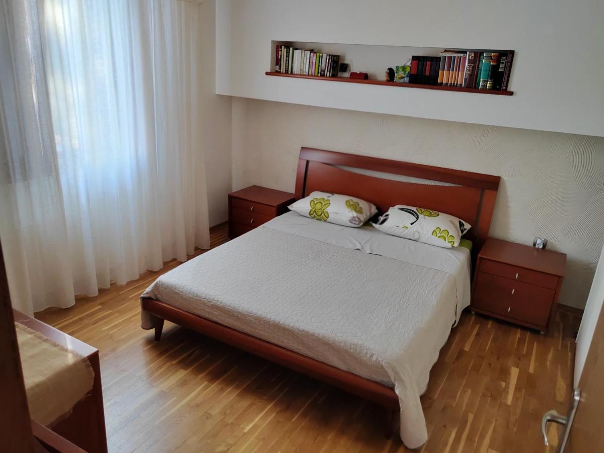 App Mirjana Lägenhet Novigrad Istria Exteriör bild